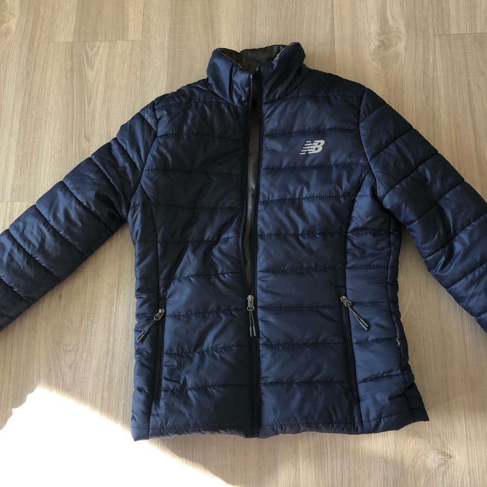 Navy blue new balance puffer jacket
